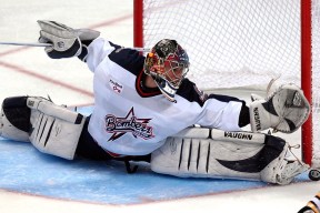 开云体育下载-字母哥火力全开，湖人迎亚运会硬战；那不勒斯誓守零封荣誉战